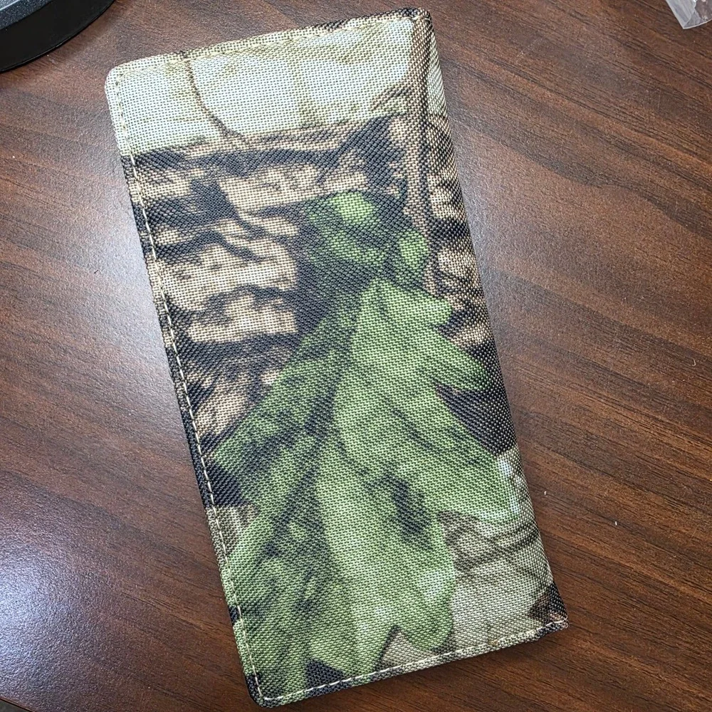 MONTANA WEST Mens Camo Wallet Bifold Cross Embellished Long Wallet Checkbook NWT